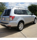 subaru forester 2013 silver wagon 2 5x premium gasoline 4 cylinders all whee drive automatic with overdrive 77099