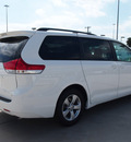 toyota sienna 2013 white van le 8 passenger gasoline 6 cylinders front wheel drive automatic 76011