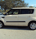 kia soul 2013 beige hatchback gasoline 4 cylinders front wheel drive automatic 32901