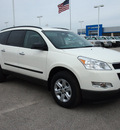 chevrolet traverse 2012 white ls gasoline 6 cylinders front wheel drive automatic 78009