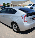 toyota prius 2012 silver hatchback two 4 cylinders cont  variable trans  76087