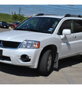 mitsubishi endeavor 2011 off white ls gasoline 6 cylinders all whee drive automatic 78233