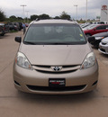 toyota sienna 2006 lt  brown van ce 8 passenger gasoline 6 cylinders front wheel drive automatic 76049