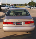 toyota camry 2000 beige sedan le 4 cylinders automatic 76049