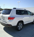 toyota highlander 2013 white suv limited gasoline 6 cylinders front wheel drive automatic 75569