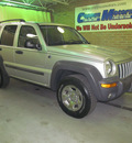 jeep liberty 2004 silver suv sport 6 cylinders automatic with overdrive 44883
