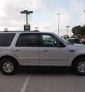 ford expedition 2001 silver suv xlt gasoline 8 cylinders rear wheel drive automatic with overdrive 76011