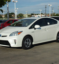 toyota prius 2012 white hatchback two 4 cylinders automatic 76116