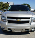 chevrolet suburban 2008 silver suv lt flex fuel 8 cylinders 2 wheel drive 4 speed automatic 76087