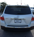 toyota highlander 2012 white suv gasoline 6 cylinders front wheel drive automatic 76087