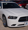 dodge charger 2011 white sedan 8 cylinders shiftable automatic 77338