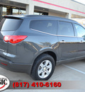 chevrolet traverse 2009 dk  gray suv lt gasoline 6 cylinders front wheel drive automatic 76051