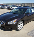 nissan maxima 2013 dk  red sedan 3 5 s gasoline 6 cylinders front wheel drive automatic 75150