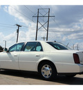 cadillac deville 2004 off white sedan gasoline 8 cylinders front wheel drive automatic 76502