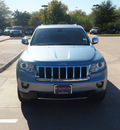 jeep grand cherokee 2013 lt  blue suv overland gasoline 6 cylinders 2 wheel drive automatic 76051