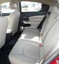 dodge avenger 2013 redline pearl sedan se flex fuel 6 cylinders front wheel drive automatic 81212