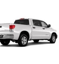 toyota tundra 2013 8 cylinders not specified 78006