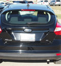 ford focus 2012 black hatchback se flex fuel 4 cylinders front wheel drive automatic with overdrive 76567