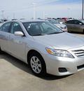 toyota camry 2010 silver sedan le 4 cylinders automatic 75110