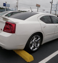 dodge charger 2008 white sedan rt gasoline 8 cylinders rear wheel drive automatic 32401
