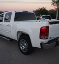 gmc sierra 1500 2011 white sle 8 cylinders automatic with overdrive 77802
