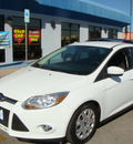 ford focus 2012 white hatchback se 4 cylinders automatic 79936