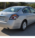 nissan altima 2011 silver sedan 2 5s gasoline 4 cylinders front wheel drive cont  variable trans  78233