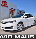 toyota camry 2012 white sedan se gasoline 4 cylinders front wheel drive automatic 32771