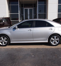 toyota camry 2011 silver sedan se gasoline 4 cylinders front wheel drive automatic with overdrive 77802
