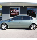 nissan altima 2005 green sedan 2 5 s gasoline 4 cylinders front wheel drive automatic 76513