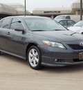 toyota camry 2009 dk  gray sedan se gasoline 4 cylinders front wheel drive automatic 77074
