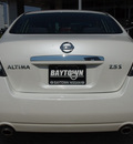nissan altima 2007 white sedan gasoline 4 cylinders front wheel drive automatic 77521