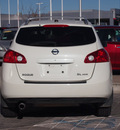 nissan rogue 2010 off white suv sl gasoline 4 cylinders automatic 79119