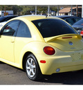 volkswagen new beetle 2004 yellow coupe gls 1 8t gasoline 4 cylinders front wheel drive automatic 76903