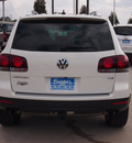 volkswagen touareg 2 2009 white suv v6 tdi diesel 6 cylinders all whee drive automatic 77304