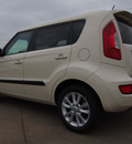 kia soul 2013 beige wagon gasoline 4 cylinders front wheel drive automatic 77034