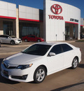 toyota camry 2012 white sedan se gasoline 4 cylinders front wheel drive automatic 76049