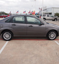 ford focus 2006 dk  gray sedan zx4 se gasoline 4 cylinders front wheel drive automatic 77375
