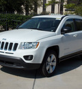 jeep compass 2013 white suv latitude gasoline 4 cylinders 2 wheel drive cont  variable trans  77099
