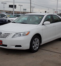 toyota camry 2009 white sedan le gasoline 4 cylinders front wheel drive automatic 77074