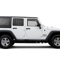 jeep wrangler unlimited 2013 suv gasoline 6 cylinders 4 wheel drive not specified 33912