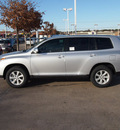 toyota highlander 2013 silver suv gasoline 6 cylinders front wheel drive automatic 76116
