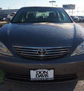 toyota camry 2005 gray sedan le gasoline 4 cylinders front wheel drive automatic with overdrive 76011