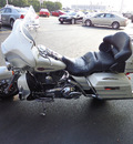 harley davidson flhtcuse3 2008 white scregl ult clas 2 cylinders 5 speed manual 45342