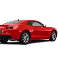 chevrolet camaro 2013 red coupe gasoline 6 cylinders rear wheel drive 6 spd auto rr vision pkg 6 mths onstar directions conn lpo,c 77090