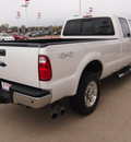 ford f 250 super duty 2010 white lariat diesel 8 cylinders 4 wheel drive automatic with overdrive 77802