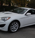 hyundai genesis coupe 2013 white coupe 2 0t gasoline 4 cylinders rear wheel drive automatic 94010