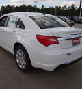 chrysler 200 2013 white sedan touring gasoline 4 cylinders front wheel drive automatic 77388
