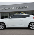 hyundai veloster 2012 white coupe gasoline 4 cylinders front wheel drive tiptronic 76502