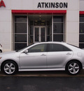 toyota camry 2011 silver sedan se 4 cylinders automatic with overdrive 77802
